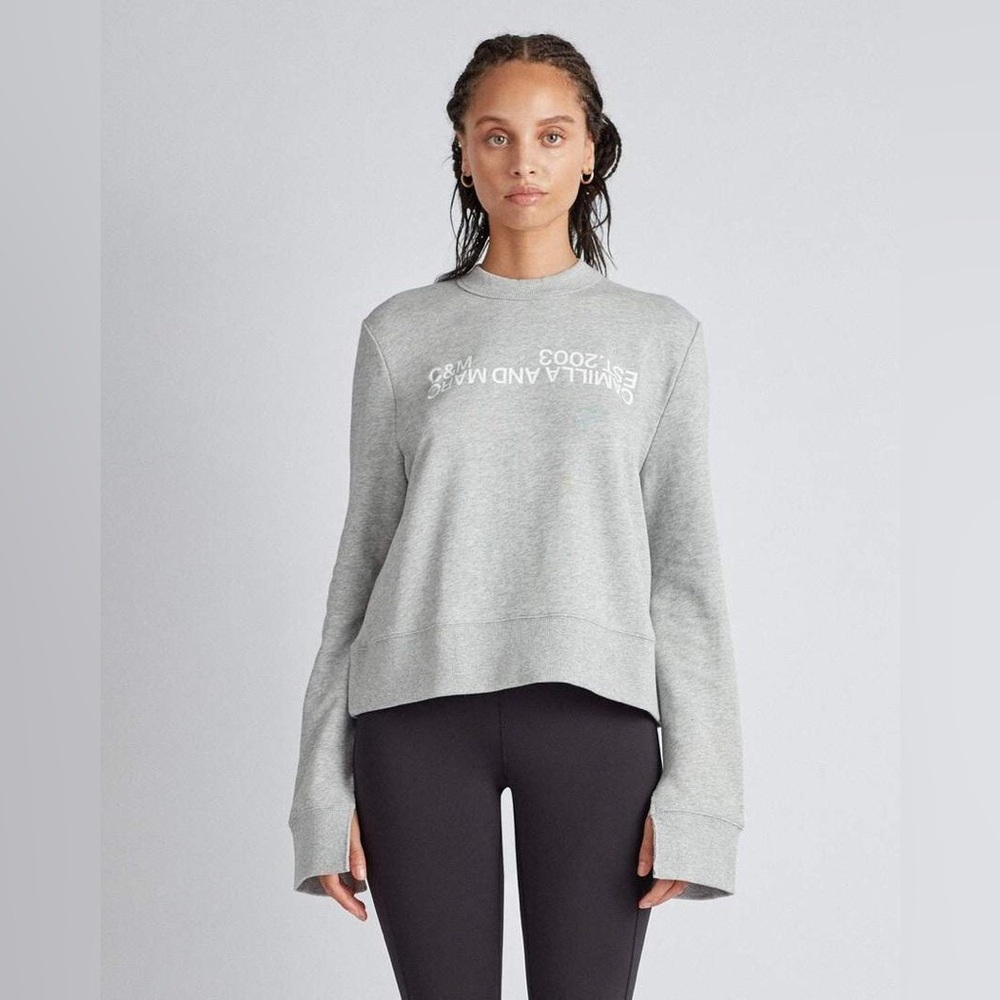 CAMILLA AND MARC JAMES LOGO CREW SWEATSHIRT (GREY MARLE) Size USA 8 NWT